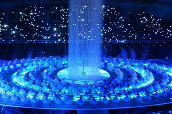 科技館用全息投影技術(shù)，打造震撼視覺(jué)體驗(yàn)